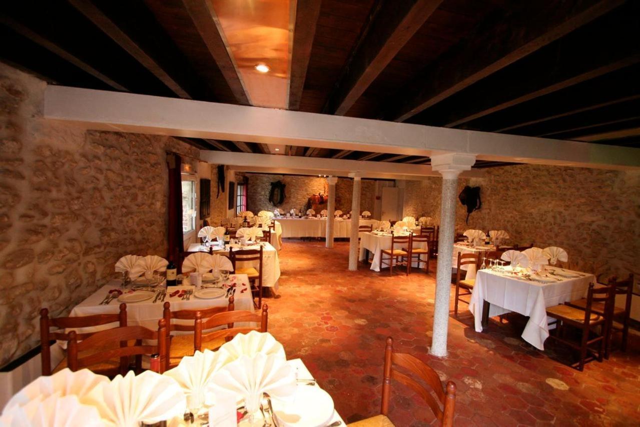 Moulin De Moulignon B&B Messy Экстерьер фото