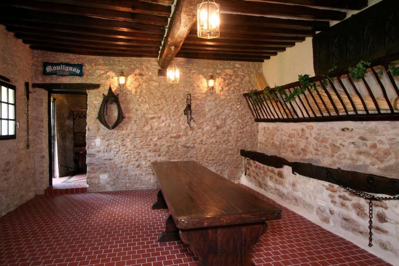 Moulin De Moulignon B&B Messy Экстерьер фото
