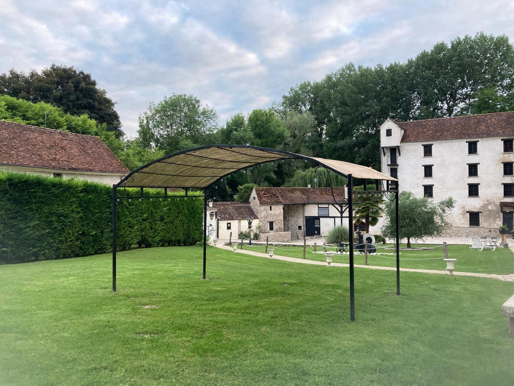 Moulin De Moulignon B&B Messy Экстерьер фото