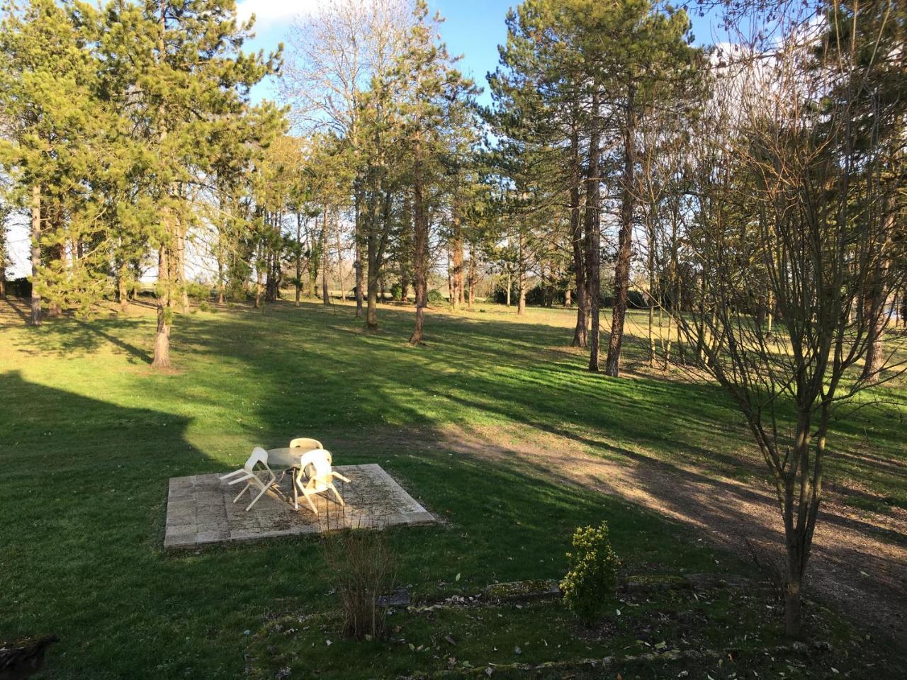 Moulin De Moulignon B&B Messy Экстерьер фото